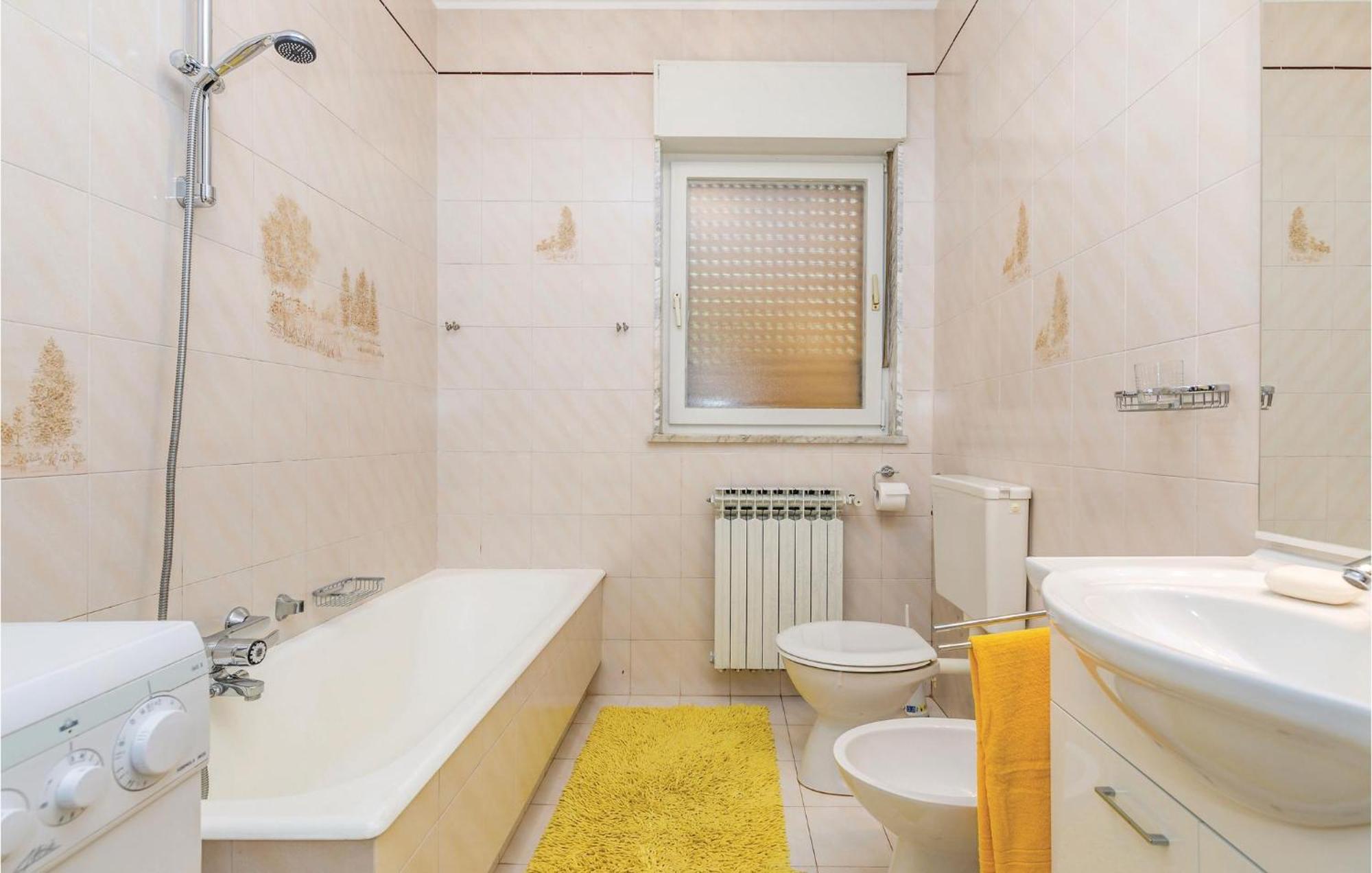 Nice Apartment In Lovran With Kitchen מראה חיצוני תמונה