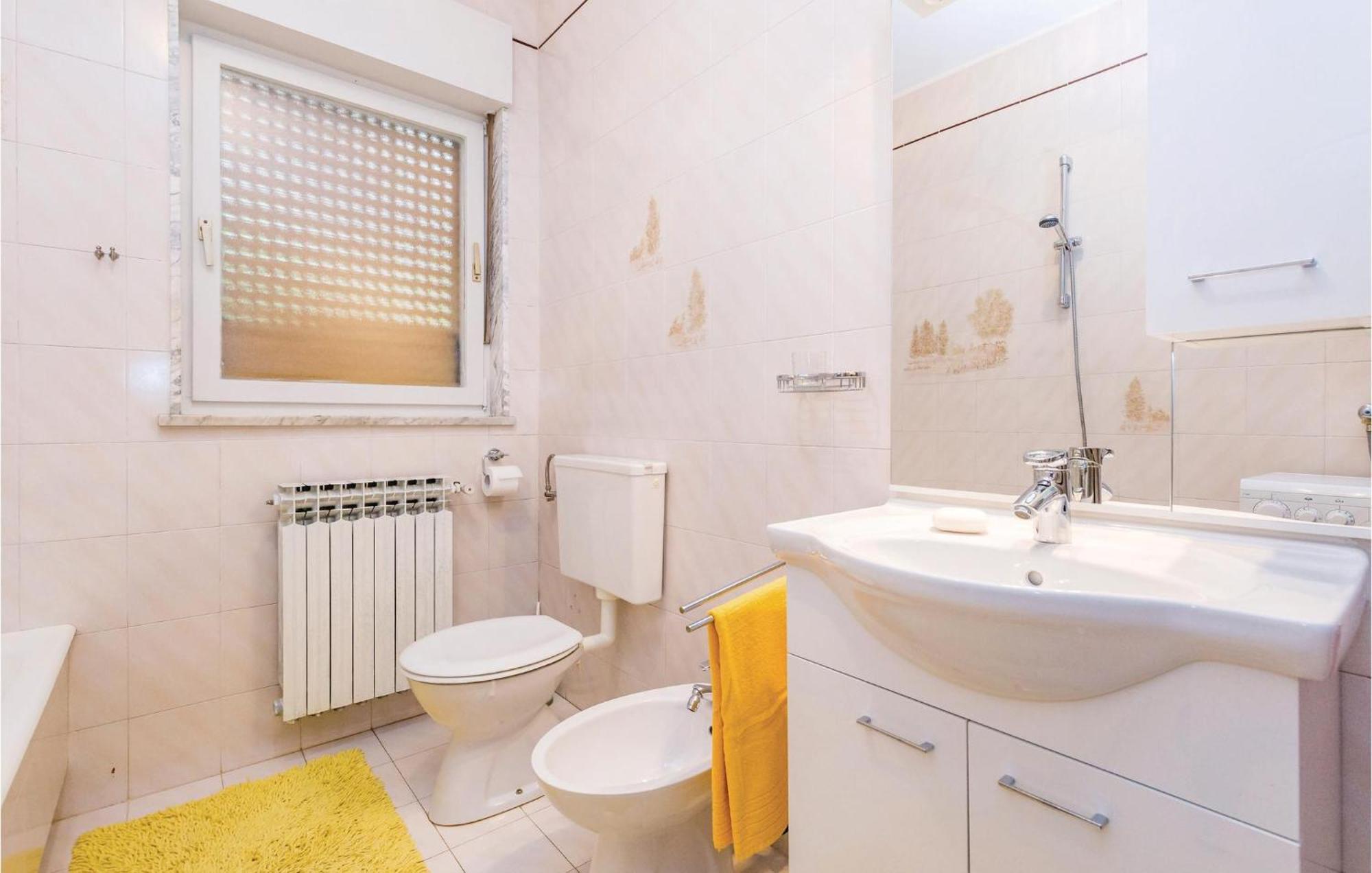 Nice Apartment In Lovran With Kitchen מראה חיצוני תמונה